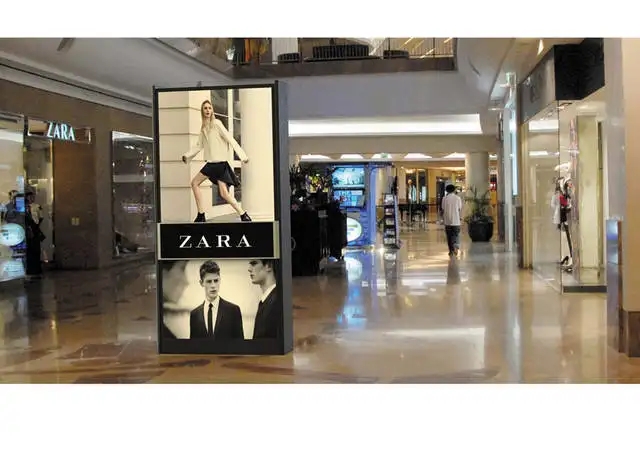 户外广告机与室内液晶广告机有什么不同之处