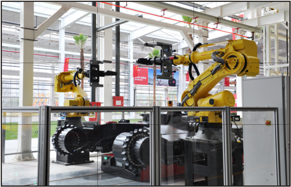 高效展示，一屏多显！液晶拼接墙助力商务场所高效运营！